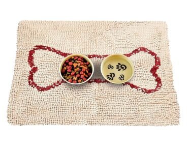 How to Clean Muddy Paws at the Door With a No-Mess Station